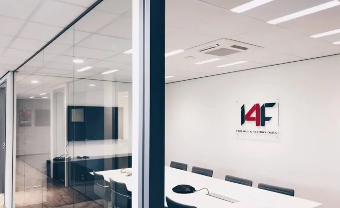 Kantoorruimte met airconditioning-installatie bij Aircobrabant
